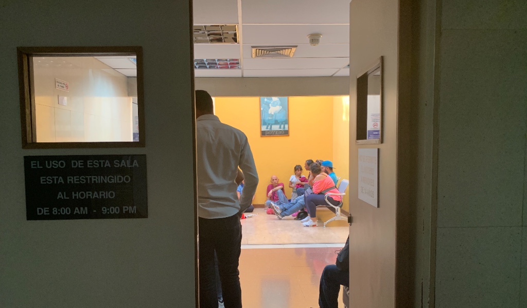 Sala de espera heridos 30 de abril