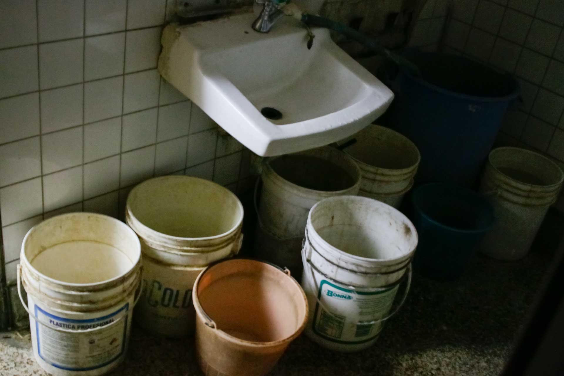 Hospital Vargas Pipotes agua almacenamiento