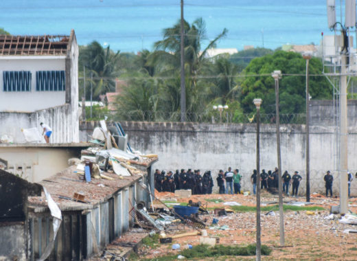 presos huyen de cárcel en Brasil