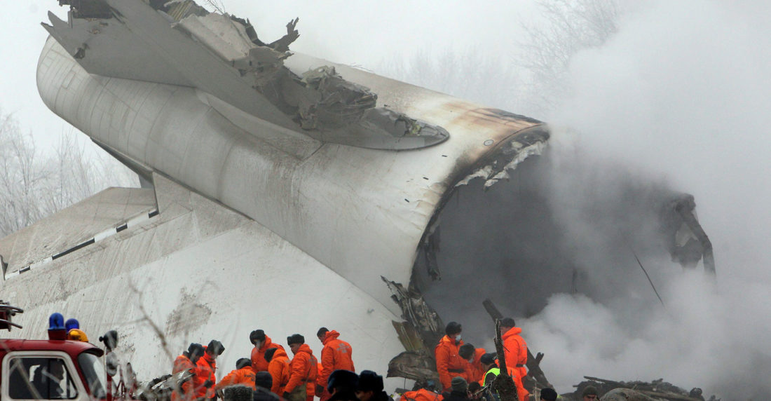 Avión se estrelló en Kirguizistán