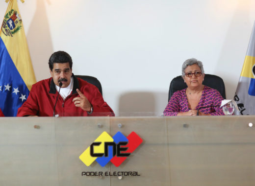 Tibisay Lucena y Nicolás Maduro