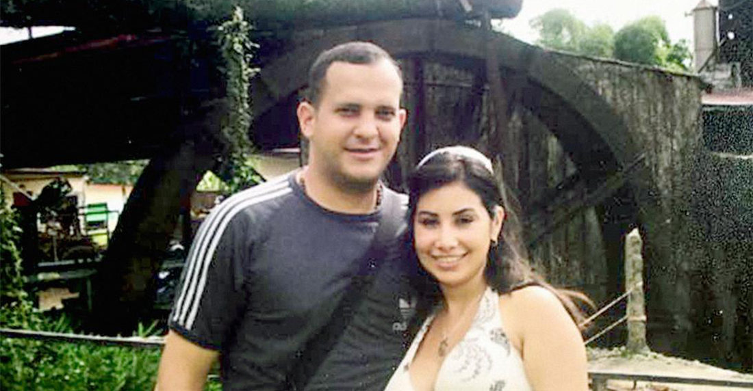 El ex edecán Adrián Velásquez y su esposa, la millonaria enfermera de Chávez