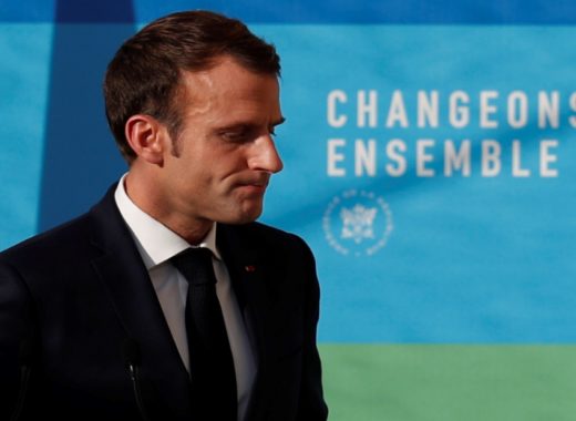 Presidente de Francia enfrenta huelgas