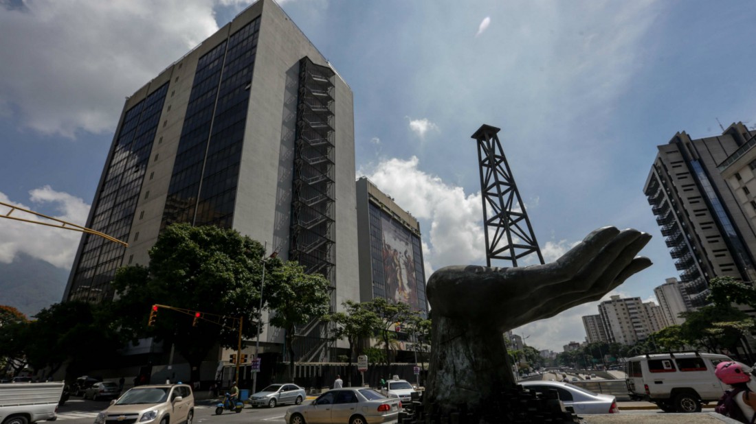 Venezuela eleva producción de petróleo, pero sigue lejos de la meta