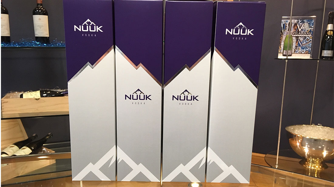 nuuk-cajas-varias