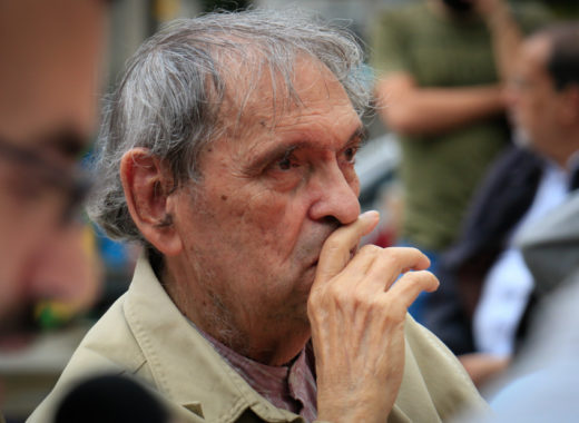 Rafael Cadenas cumple 90 años