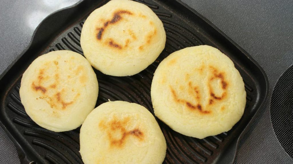 ¿Cómo se hace una buena arepa?