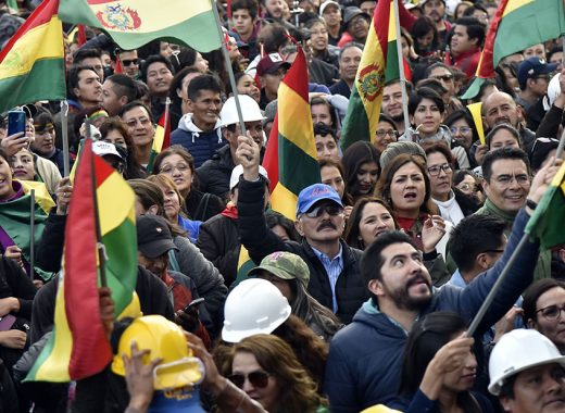 Oposición en Bolivia va contra Morales