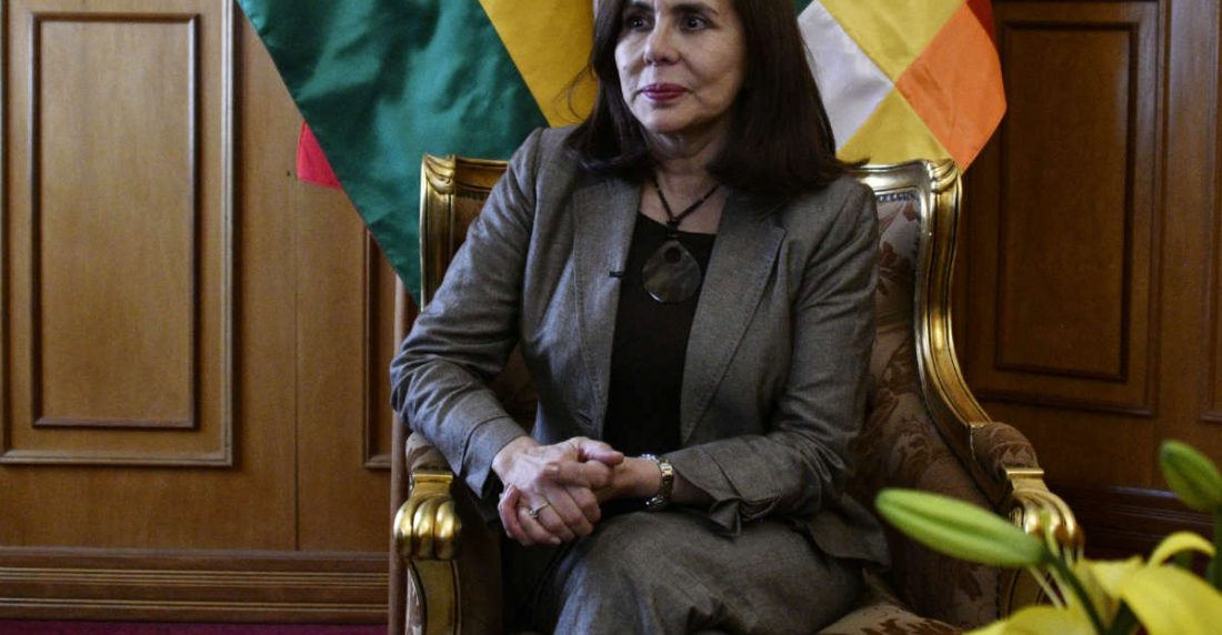 Canciller boliviana Karen Longaric. AFP