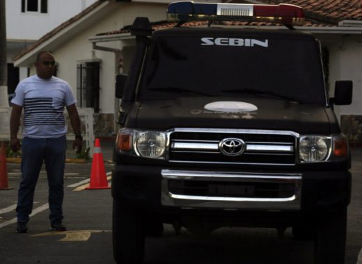 Periodistas denunciaron el acoso a jefe de prensa de Guaidó