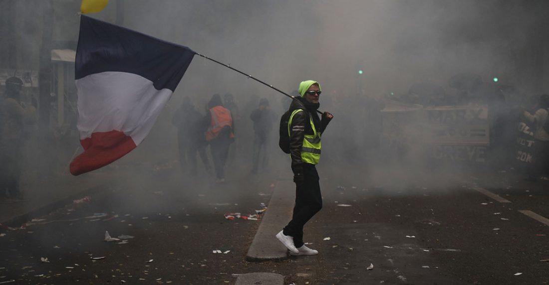 Francia afronta este viernes su segundo día de huelga en protesta