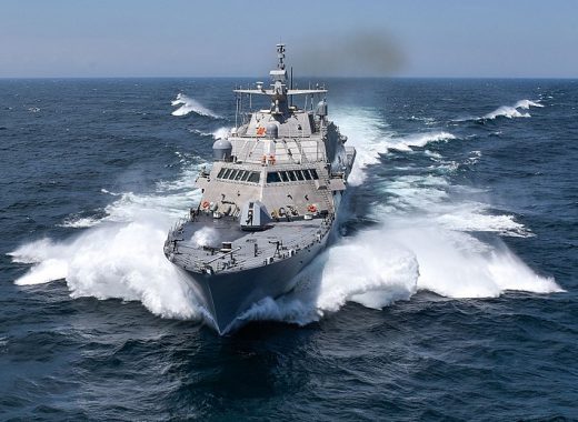 Barco USS Detroit
