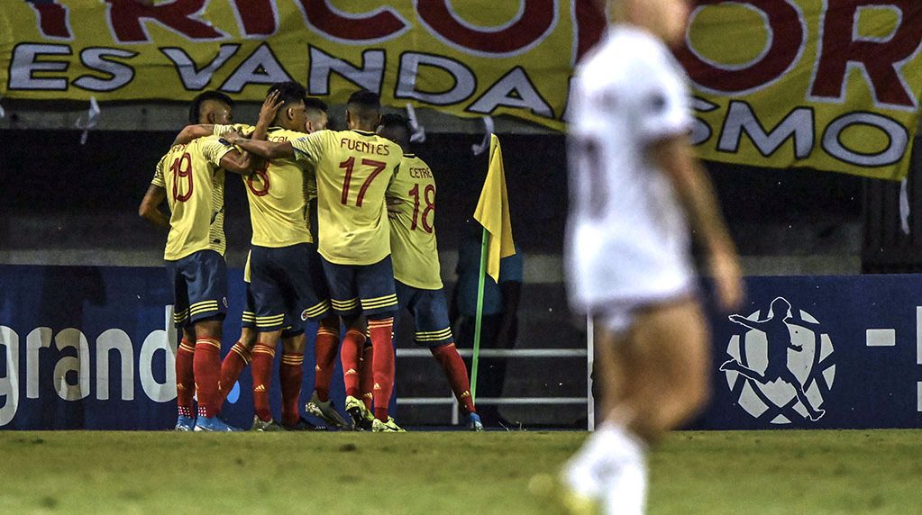 Venezuela cae 2-1 ante Colombia en el Preolímpico