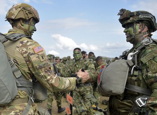EEUU y Colombia sacan músculo con ejercicios militares