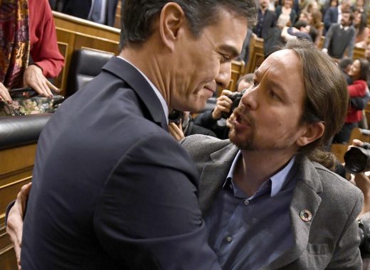 Pedro Sánchez y Pablo Iglesias. AFP