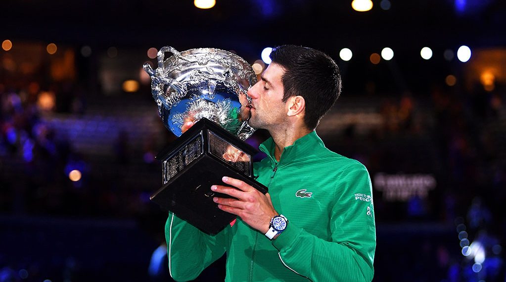 Djokovic gana el Abierto de Australia y es el número 1 del mundo