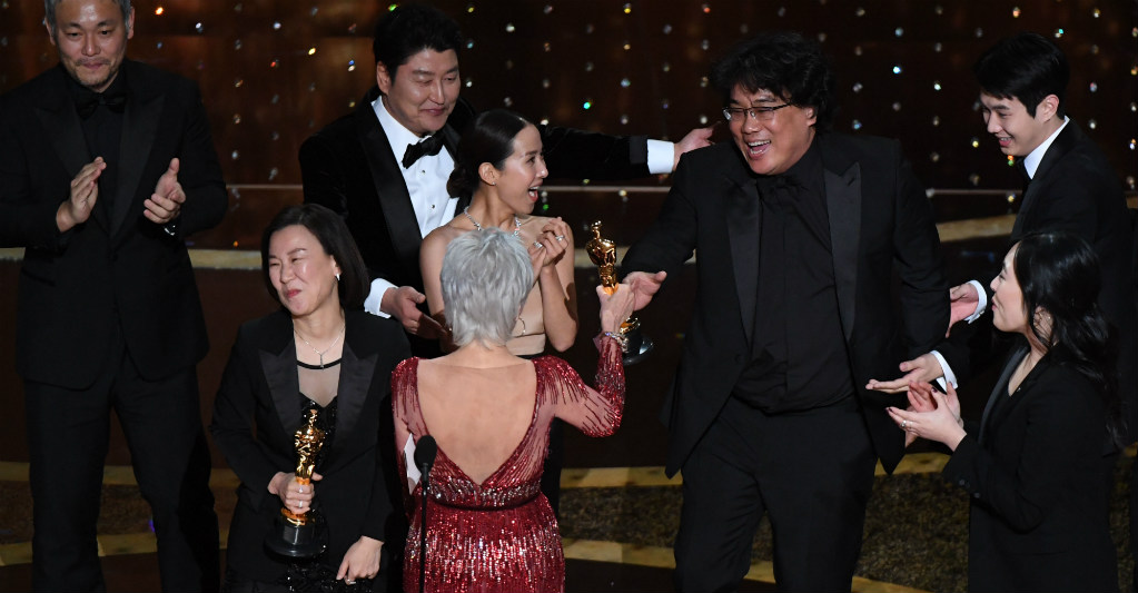 Cine "Parásitos" gana Óscar 2020 a mejor película. AFP