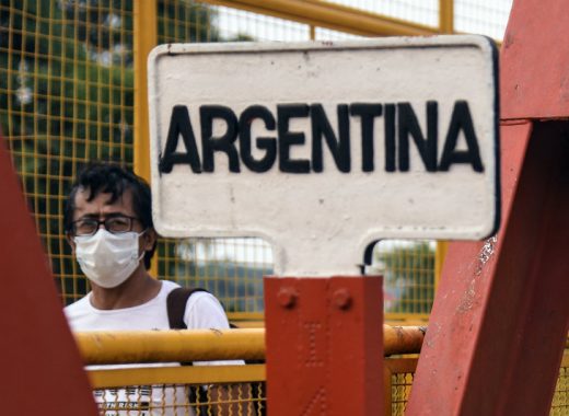Argentina reporta tercera muerte por coronavirus. AFP