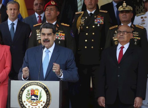 Nicolás Maduro suspende vuelos de Europa y Colombia desde el 15 de marzo