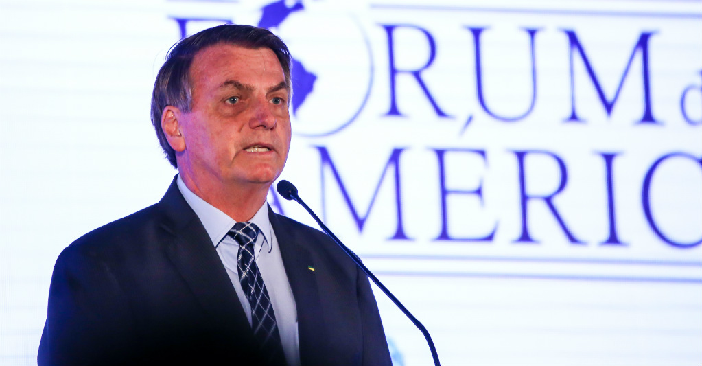 Bolsonaro se somete a control médico por Covid-19 de su jefe de prensa. Foto: AFP