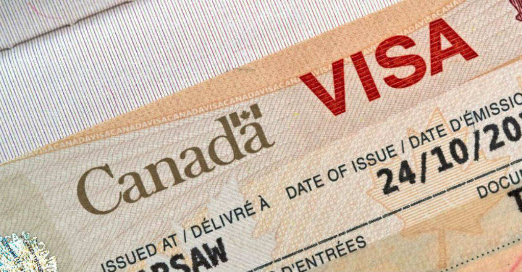 Visa canadiense. Foto: Mequieroir.com