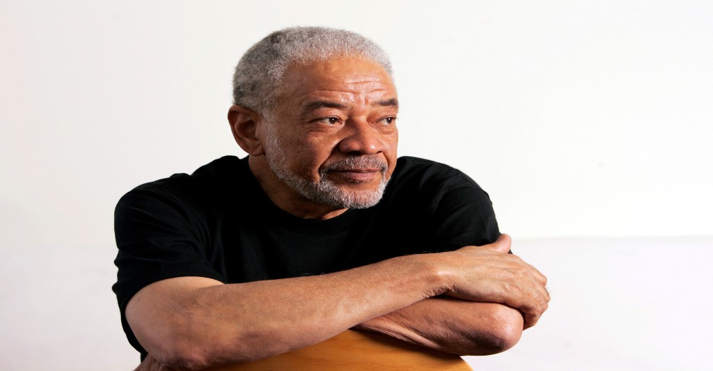 El cantautor Bill Withers
