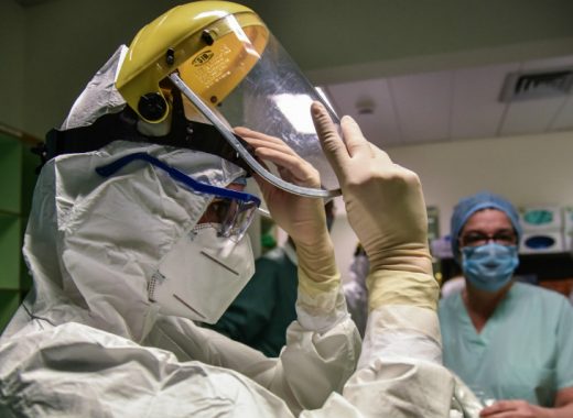 Italia supera los 18.000 fallecidos por coronavirus. AFP