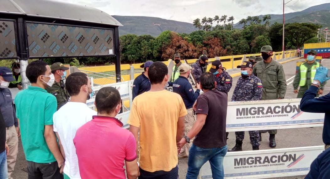 migración colombia expulsa a tren de aragua