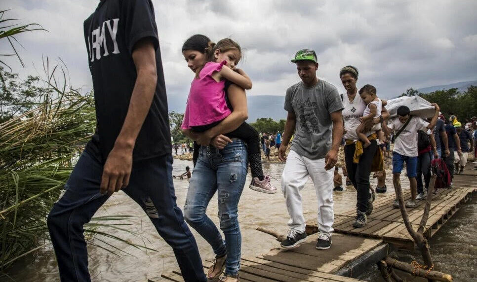 Refugiados y desplazados venezolanos
