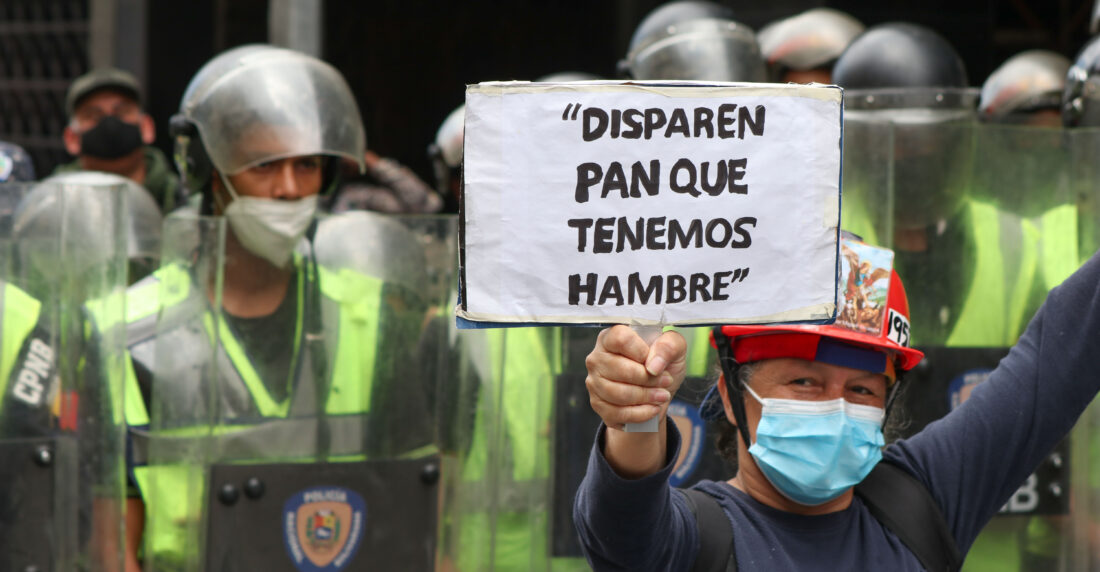 Trabajadores protestas en centro de Caracas