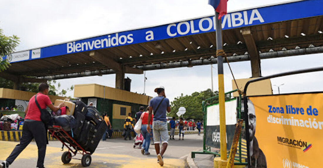 Frontera sigue cerrada a la gente común en Táchira