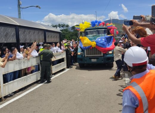 A un mes de la "reapertura"· Frontera con Colombia sigue cerrada al tránsito de personas en vehículos