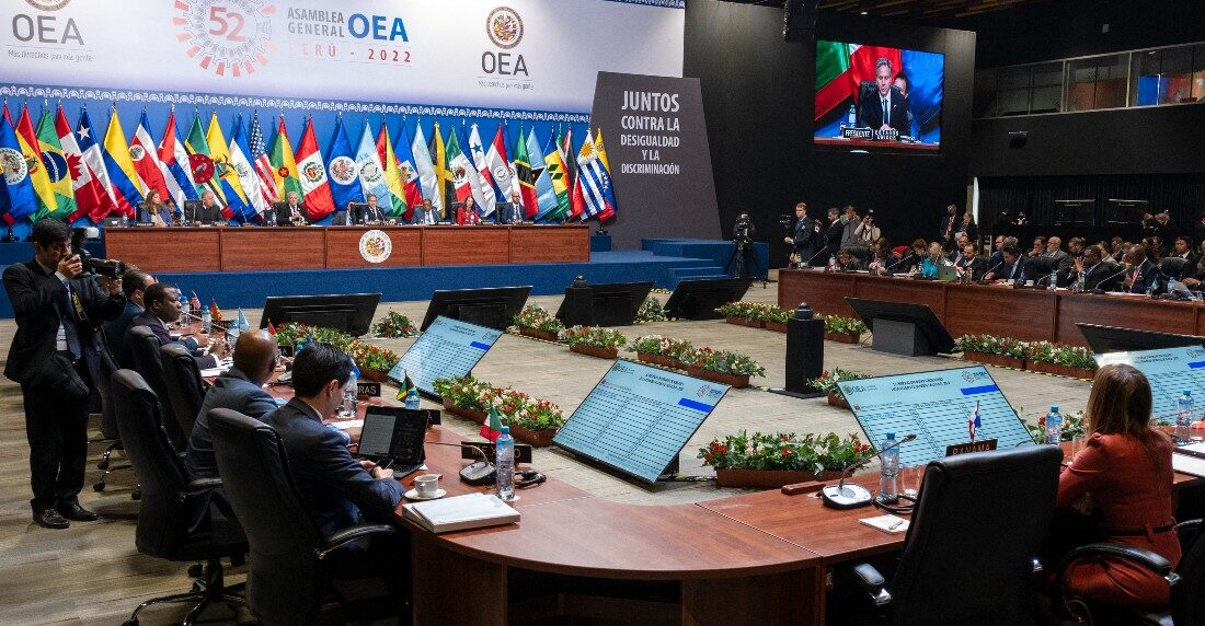 OEA votó por permanencia de embajador de Guaidó AFP