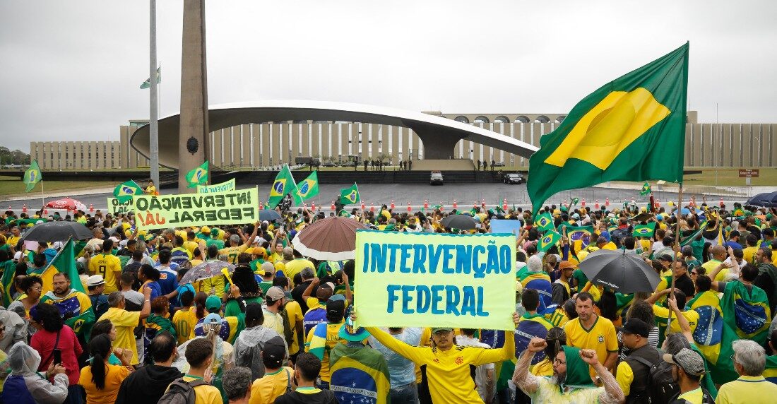 Seguidores de Bolsonaro protestan en Brasil