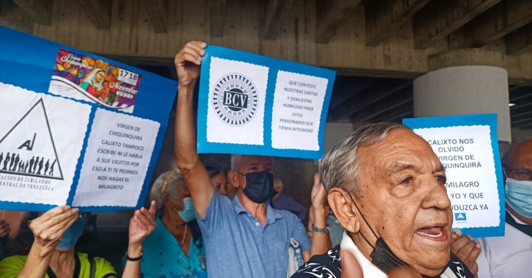 Jubilados Banco Central de Venezuela protestan