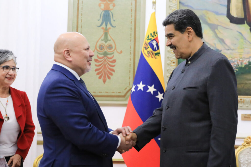 Karim Khan se deshace en elogios a Maduro AFP Foto