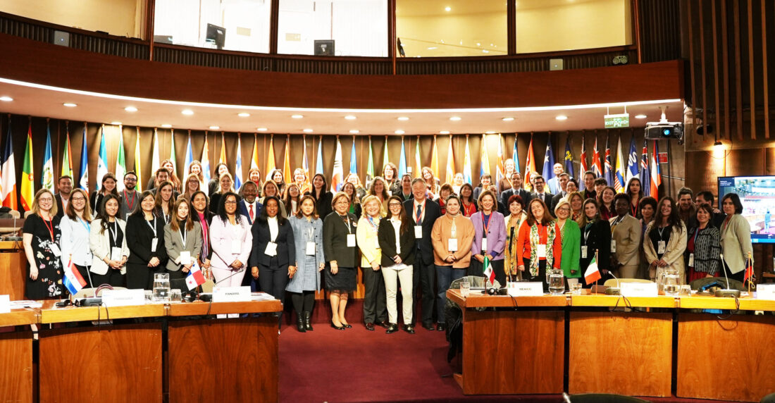 ONU Mujeres y CEPAL CONFERENCIA 65 Chile