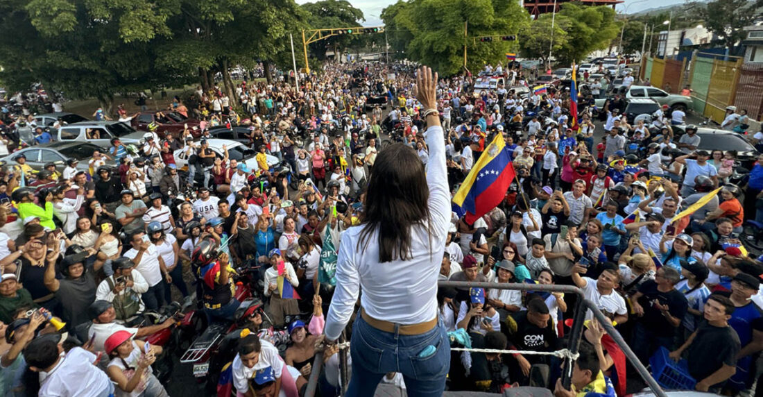 maría corina machado marchó con la gente en Caracas