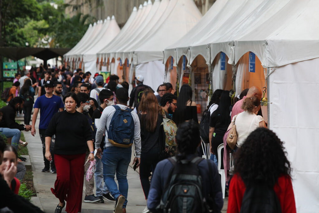 La Feria del Libro del Oeste comienza el 25 de noviembre: todo lo que debes saber